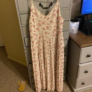NWT Doe and Rae Floral dress